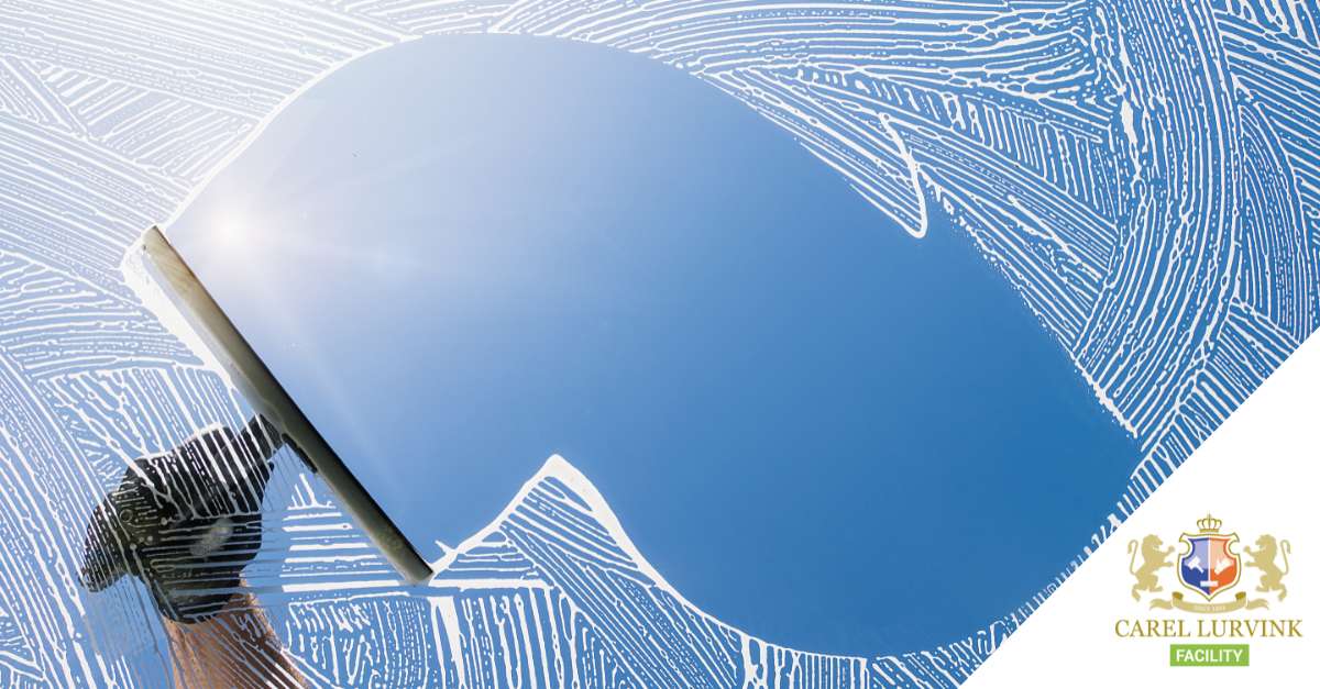 Facility - 6 voordelen van professionele glasbewassing