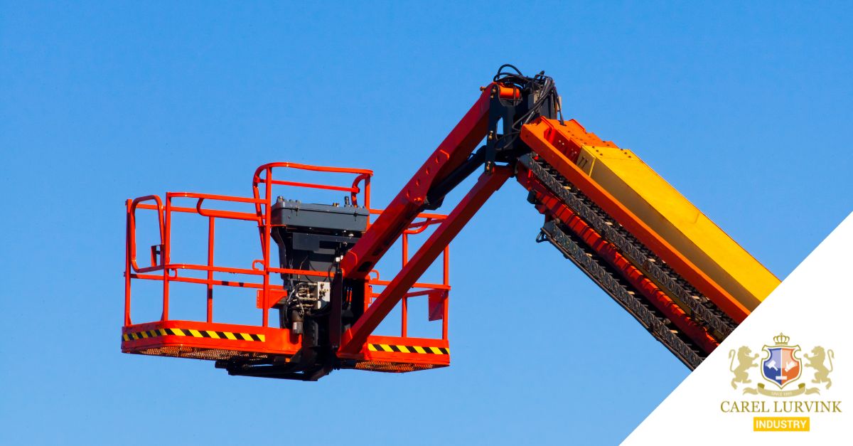 Industry - Waarom is valbeveiliging bij mobiele hoogwerkers zo belangrijk