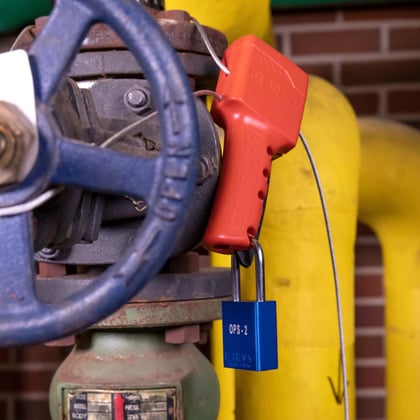 Brady kabelvergrendelingssysteem met gecoate stalen kabel 2,44mtr