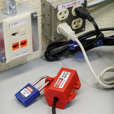 Brady vergrendelingssysteem voor elektrische stekkers klein