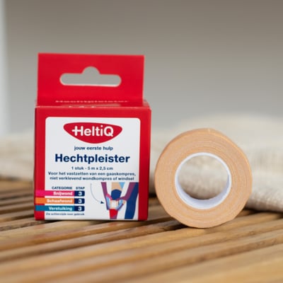 HeltiQ Hechtpleister 2,5cm x 5mtr