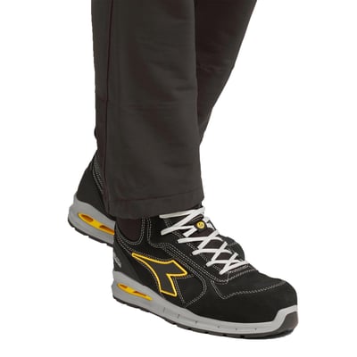 Diadora Run Net Airbox S3S SRC veiligheidsschoen hoog zwart maat 35