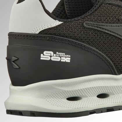 Diadora glove a.box S1PS veiligheidsschoen laag zwart maat 35