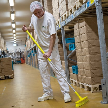 Vikan zachte veger 40cm medium geel