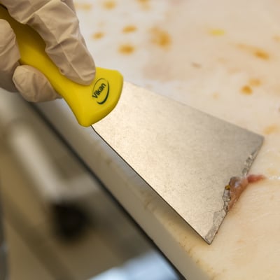 Vikan handschraper met RVS blad geel 100x235mm