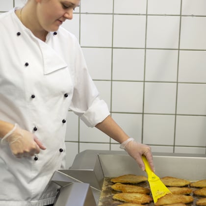 Vikan handschraper nylon 100mm geel