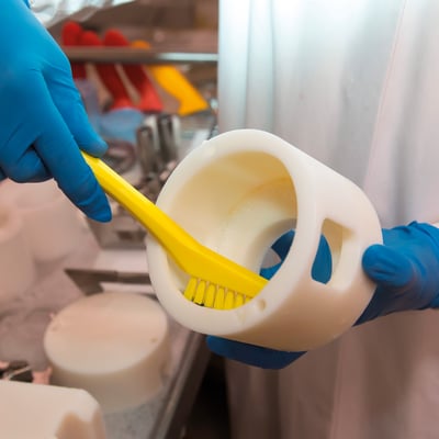 Vikan precisieborstel geel