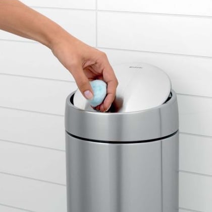 Brabantia wand Touch bin 5ltr RVS  matt steel Finger proof