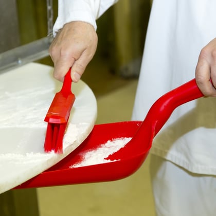 Vikan handschep klein model 327x271x50mm 550mm rood