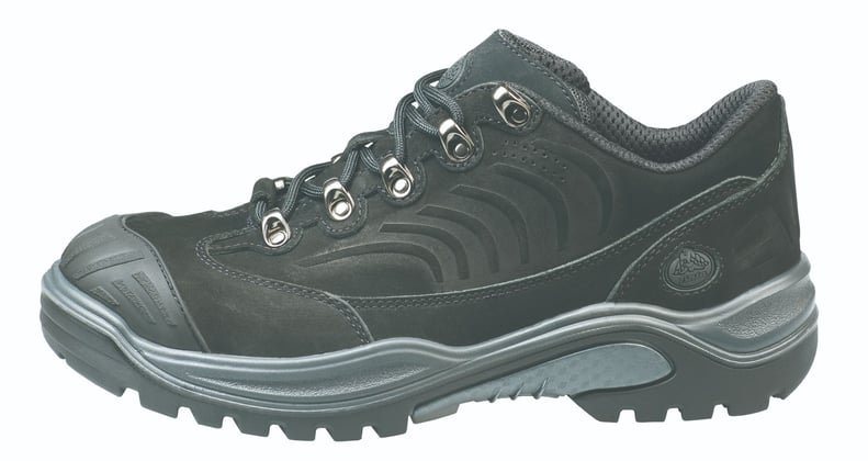 Bata Traxx 203 S3 veiligheidsschoen laag zwart maat 36