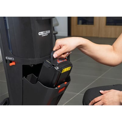 Numatic NuClean Compact 220NX schrobzuigmachine incl. NX300 batterij